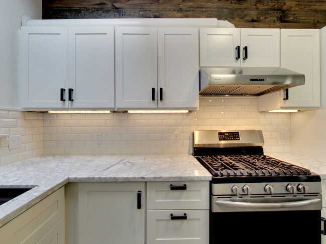 Foto del edificio - 3233 16th St