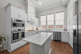 Building Photo - 4643 Warwood Ln