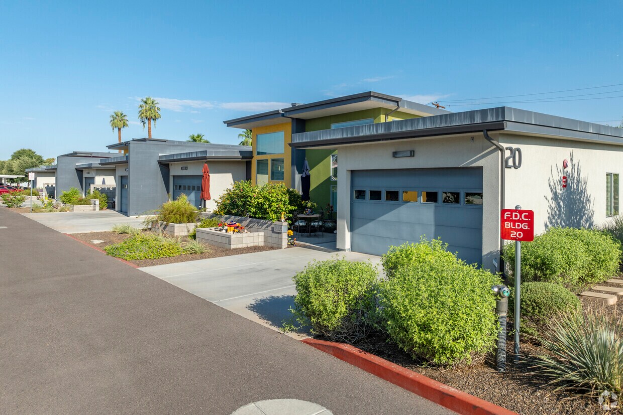 Primary Photo - Beatitudes Patio Homes