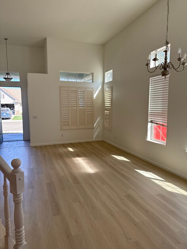 Foto del edificio - 5415 Etherington Ct
