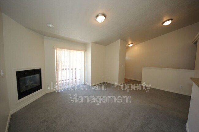 Foto del edificio - 266 La Valle Strada