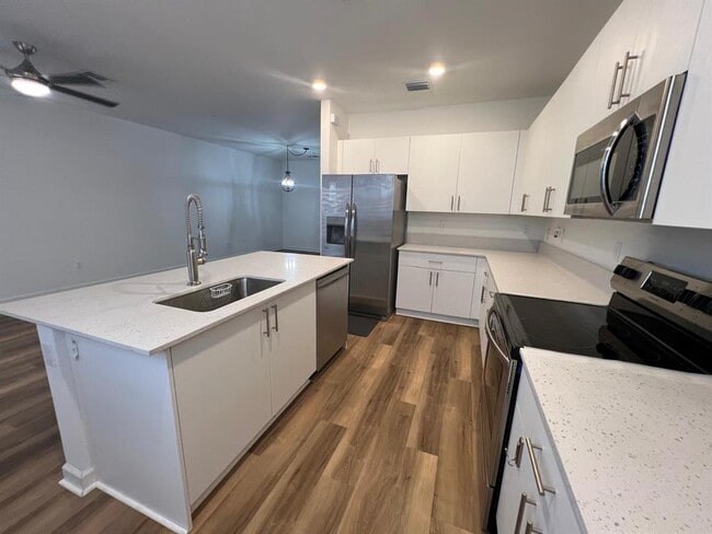 Foto del edificio - 256 SW 159th Ter