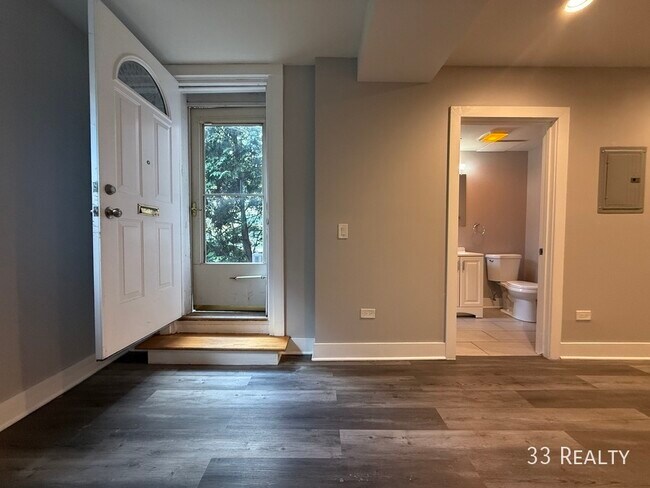 Foto del edificio - 952 Pleasant St