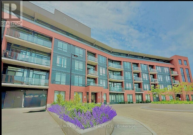 Photo du bâtiment - 1010 Dundas St E