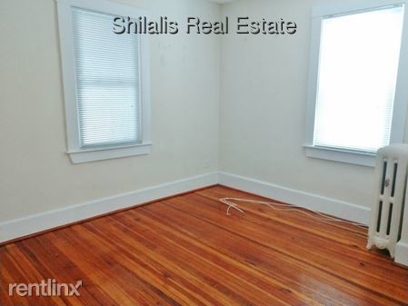 Foto del edificio - 1 br, 1 bath Apartment - 65 Walnut St