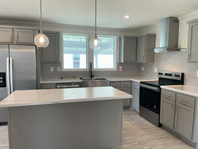 Foto del edificio - 34604 Ballyhoo Dr