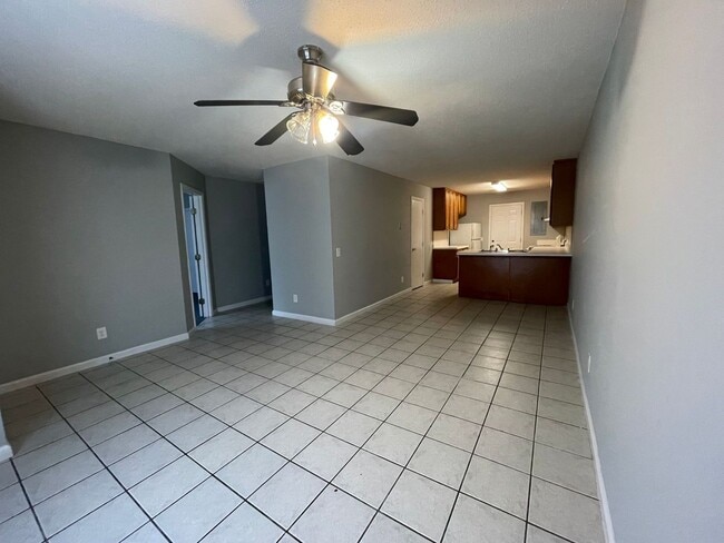 Building Photo - Amazing Duplex Carrollton City!!