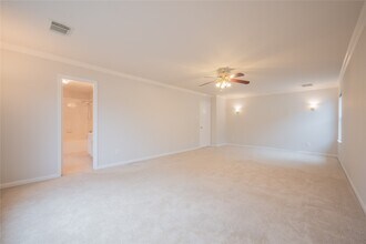 Building Photo - 9414 Lerin Ln