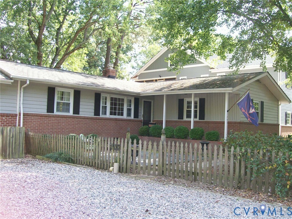 Foto principal - 1243 Peck Rd