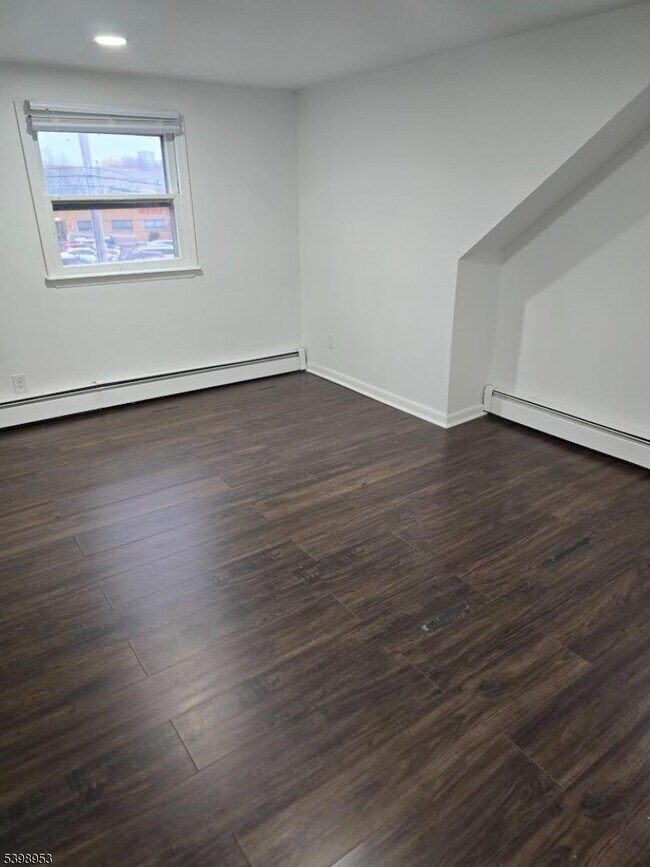 Foto del edificio - 18 Donna Dr