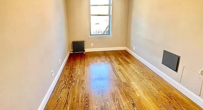 Foto del edificio - 918 E 14th St