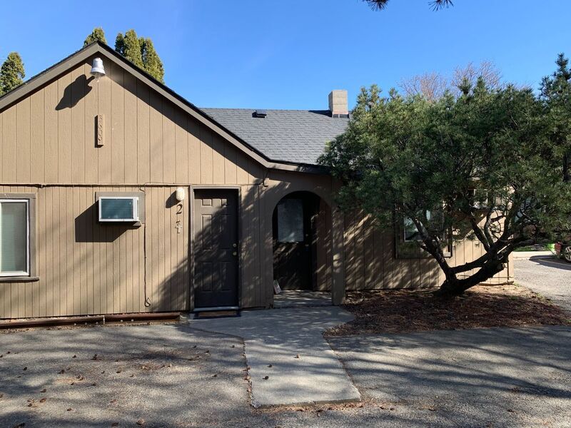 Primary Photo - 3609 W Kennewick Ave