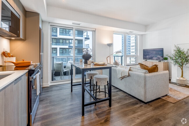 2 chambres, 2 salles de bain - 718 pi2 - Cuisine/Salon - Story of Midtown