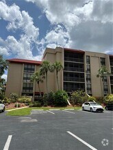 Building Photo - 21405 Olean Blvd