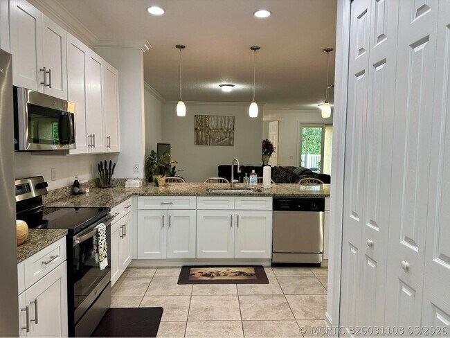 Foto del edificio - 6112 NW Cullen Way