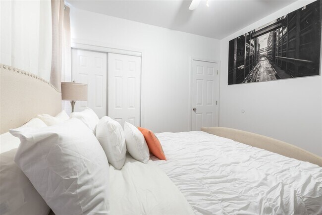 Foto del edificio - 195 Webster Ave