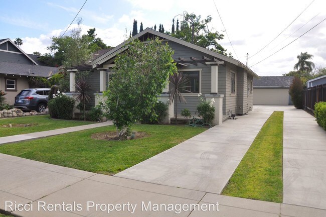 Building Photo - 3 br, 3 bath House - 340 North Cambridge