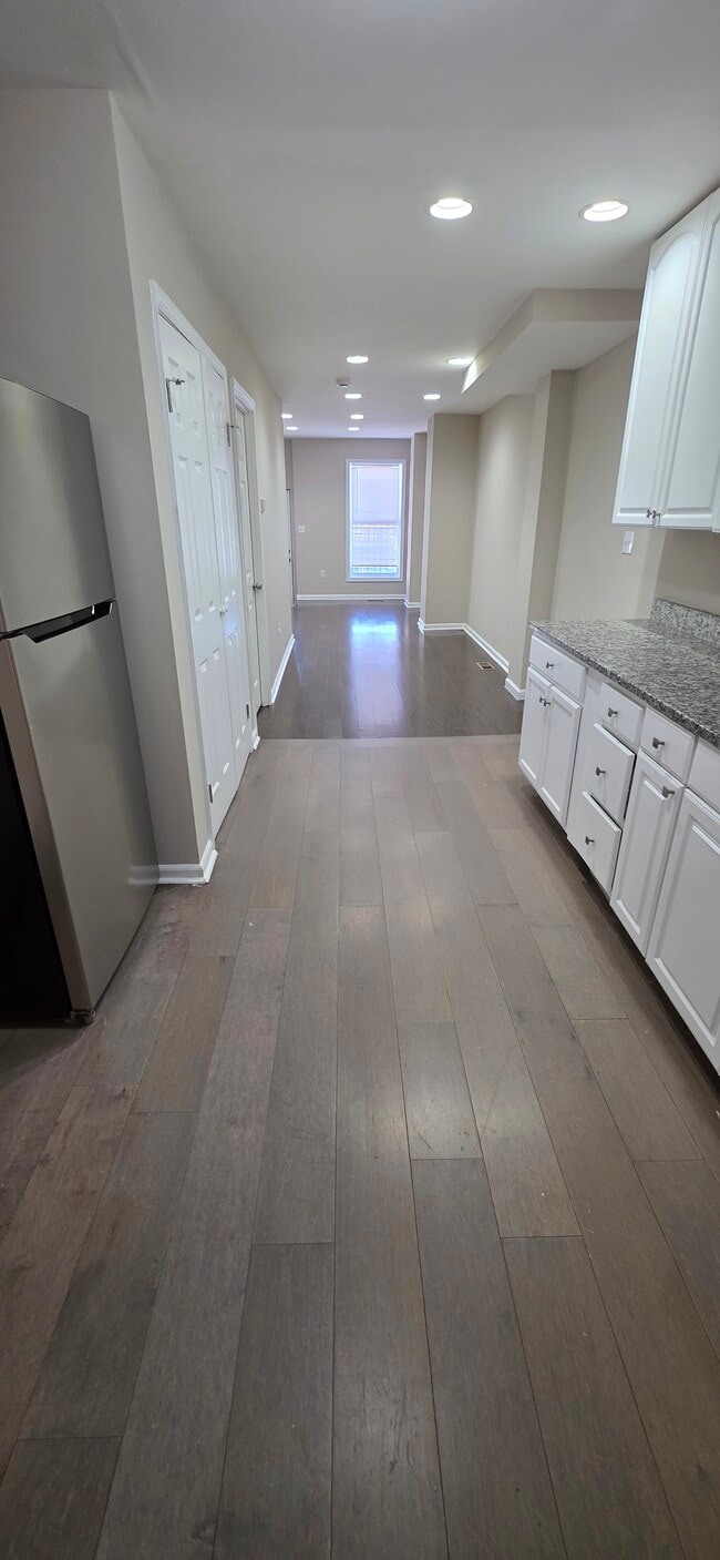 Foto del edificio - 238 N Rose St