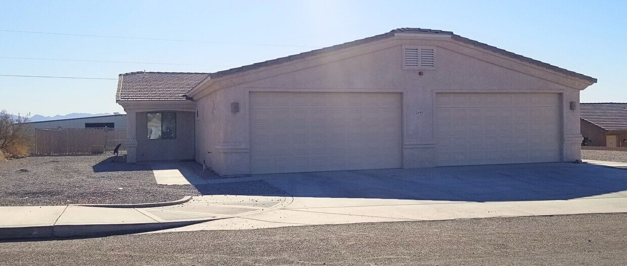 Foto principal - 2690 Palisades Dr