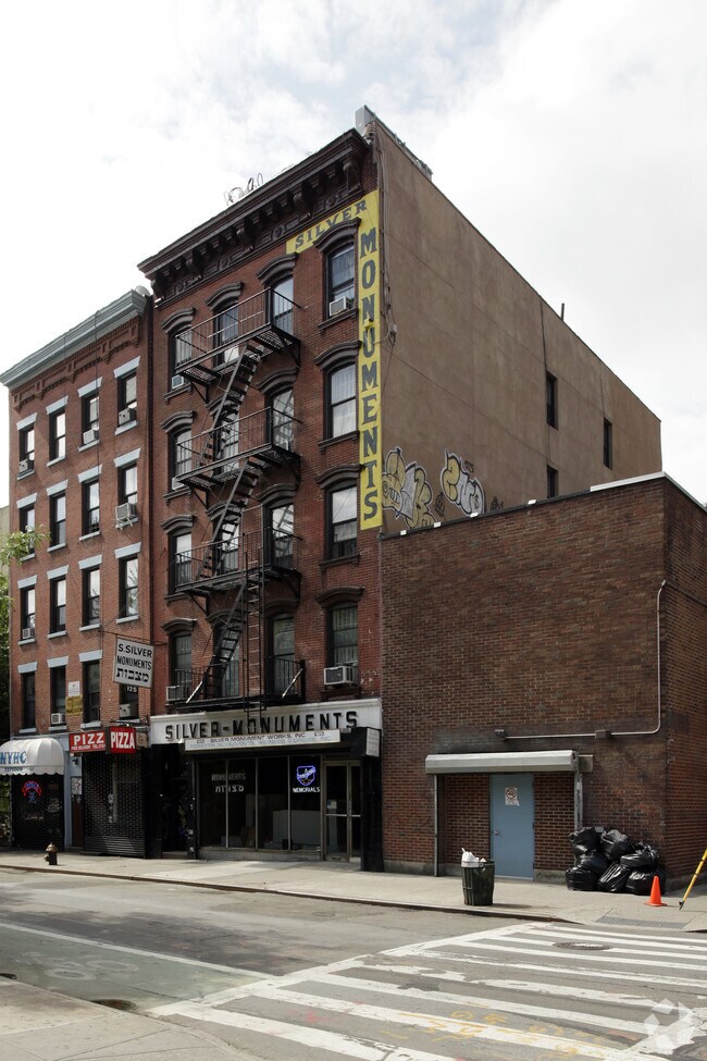 Building Photo - 125 Stanton St