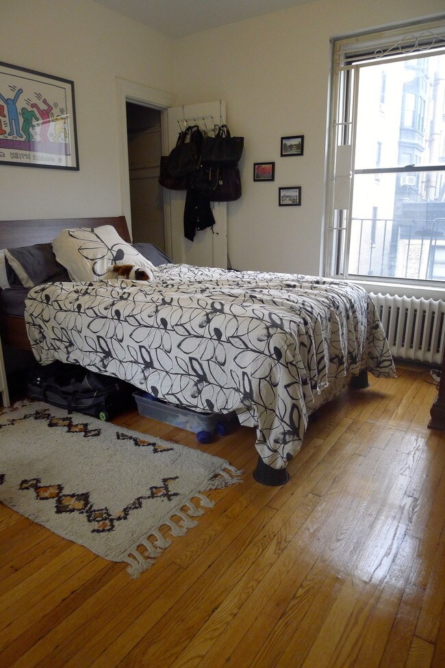 Building Photo - 309 W 109th St