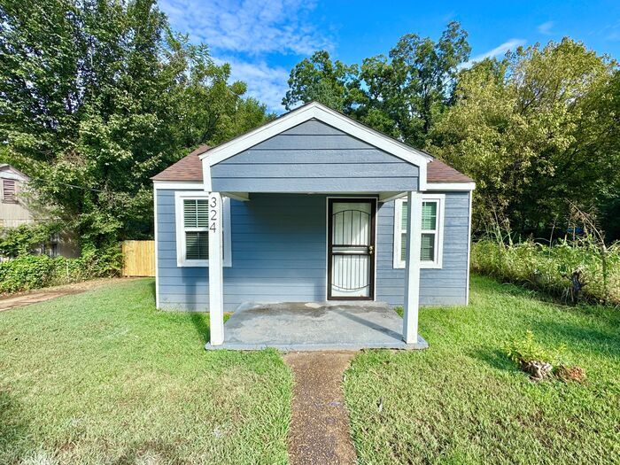 Foto principal - 324 Harrell St