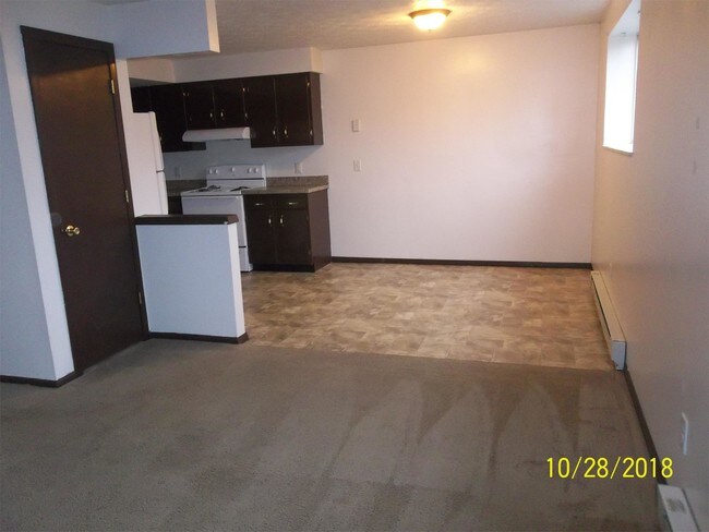 Foto del edificio - 135 N Pleasant St
