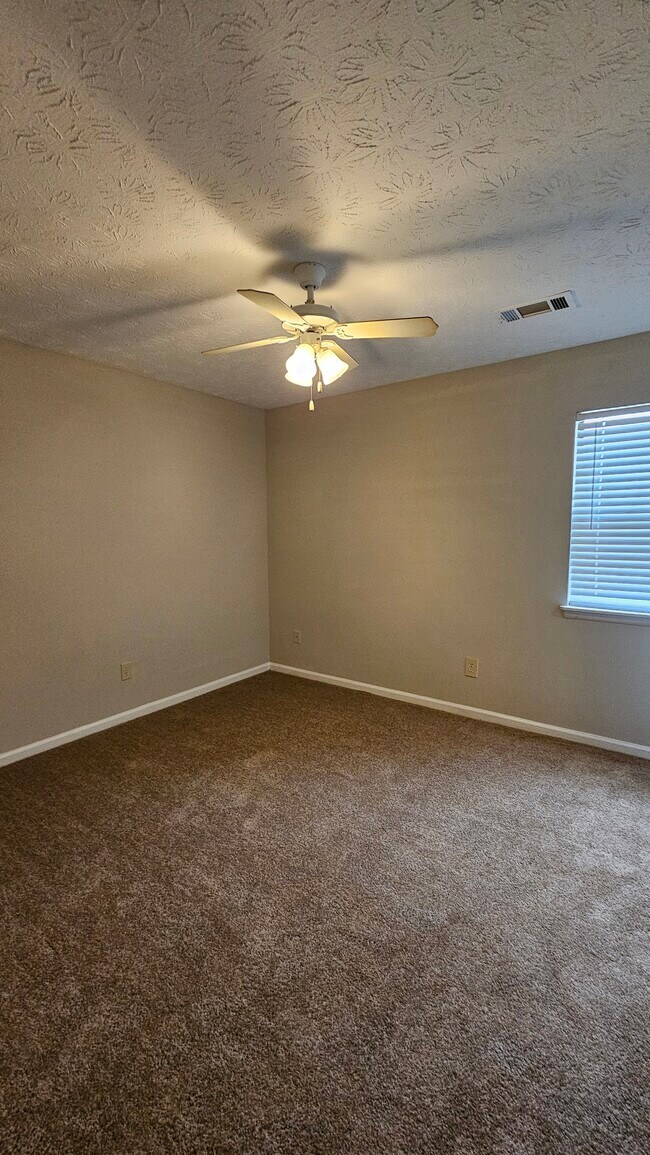 Greenleaf Apartments in Phenix City, AL