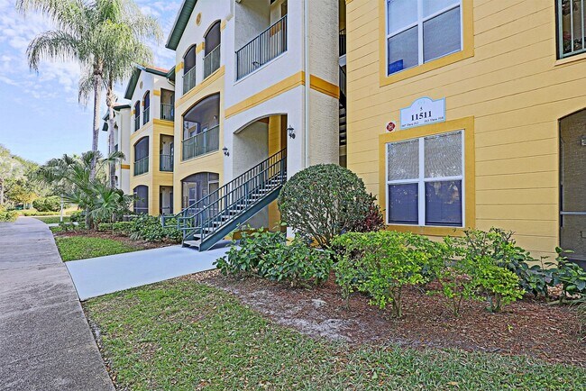 Building Photo - 11511 Villa Grand