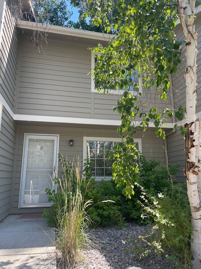 Building Photo - Large amazing condo in Grant Creek