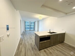 Building Photo - 801 S Miami Ave