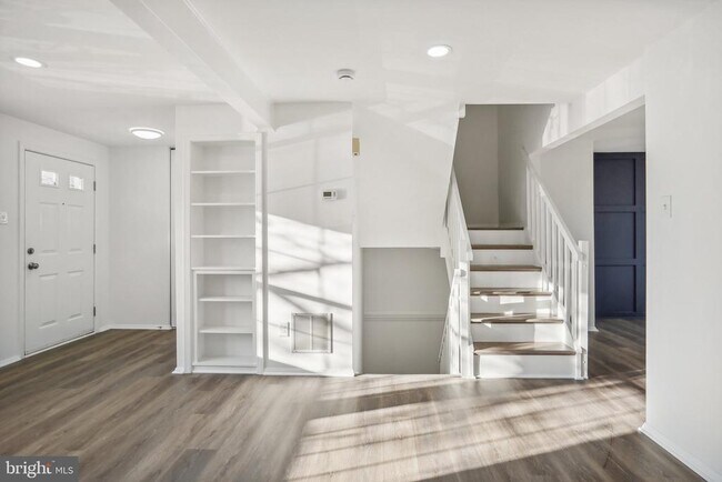Foto del edificio - 5205 Pleasure Cove Court