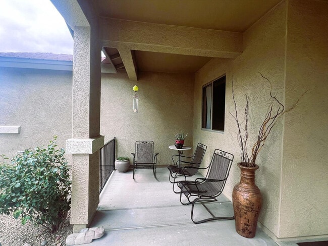 Building Photo - 17565 N 167th Dr