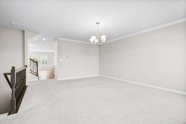 Building Photo - 6026 Forum Sq