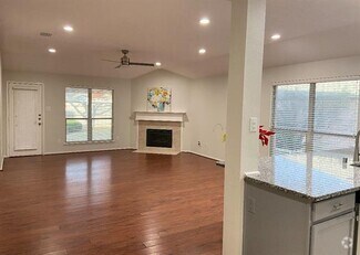 Building Photo - 9812 Fillmore Dr