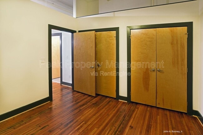 Interior Photo - Butterworth Flats