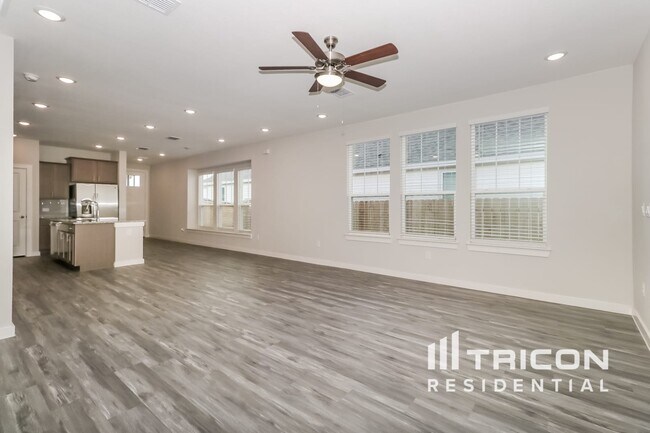 Building Photo - 1601 Mexican Heather Dr