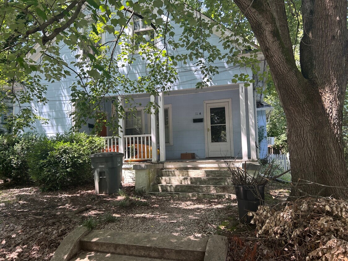 Foto principal - 11 Springdale Ct