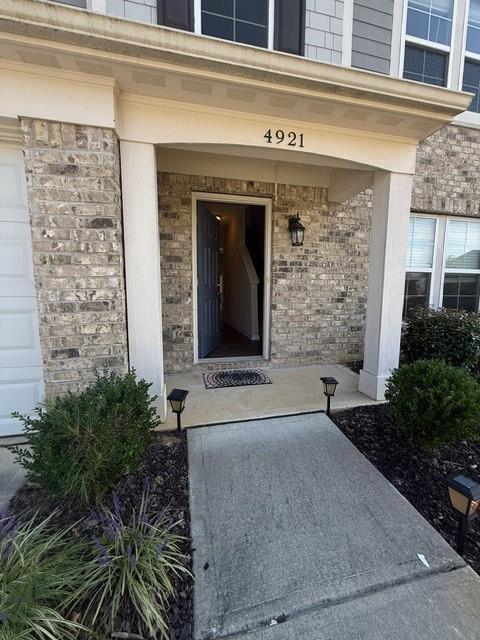 Building Photo - 4921 Bramblewood Cir