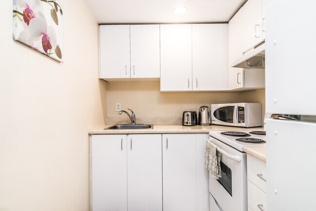 Photo du bâtiment - 218 Rue Sainte-Catherine E