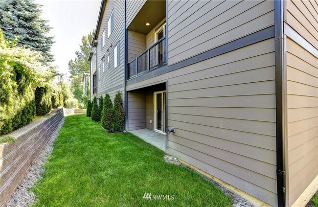 Building Photo - 14913 48th Ave W