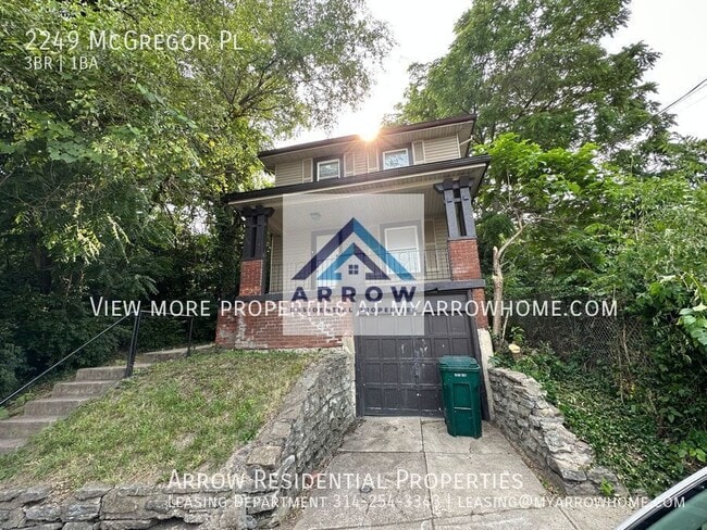 Building Photo - 2249 Mcgregor Pl