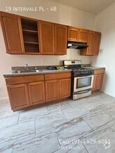 Building Photo - 19 Intervale Pl