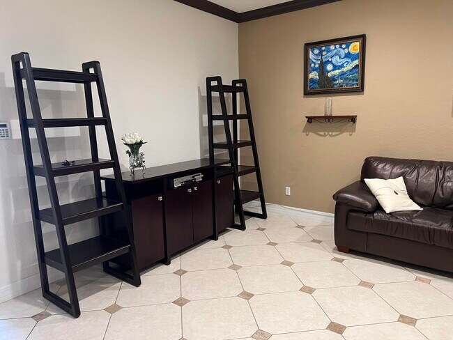 Building Photo - 4991  Bonsai Circle 111 Palm Beach Gardens...