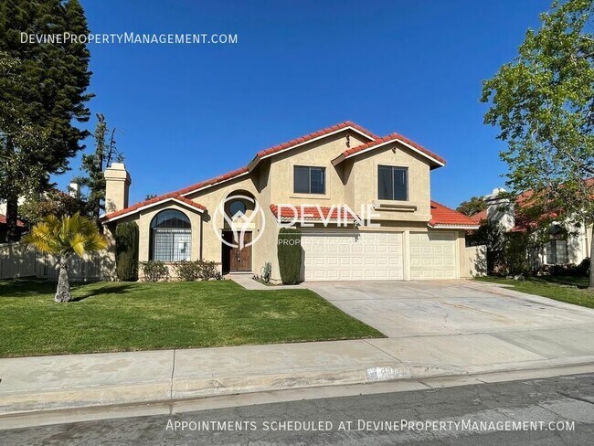 Foto del edificio - 23720 Redbark Dr