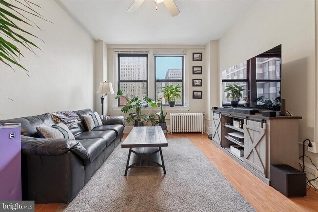 Foto del edificio - 1324 Locust St