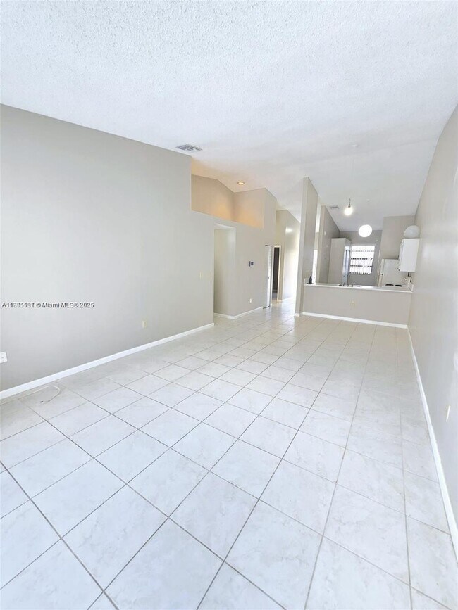Foto del edificio - 6708 NW 193rd Ter