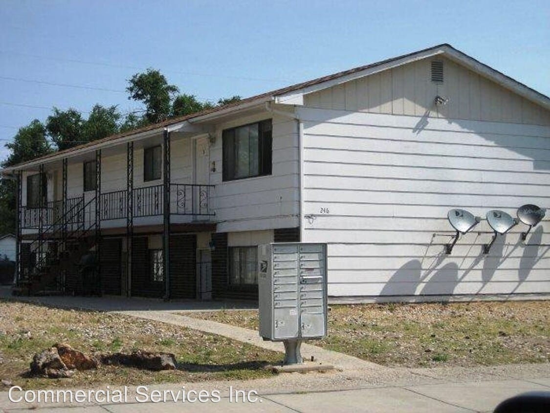 Primary Photo - 246 E J St