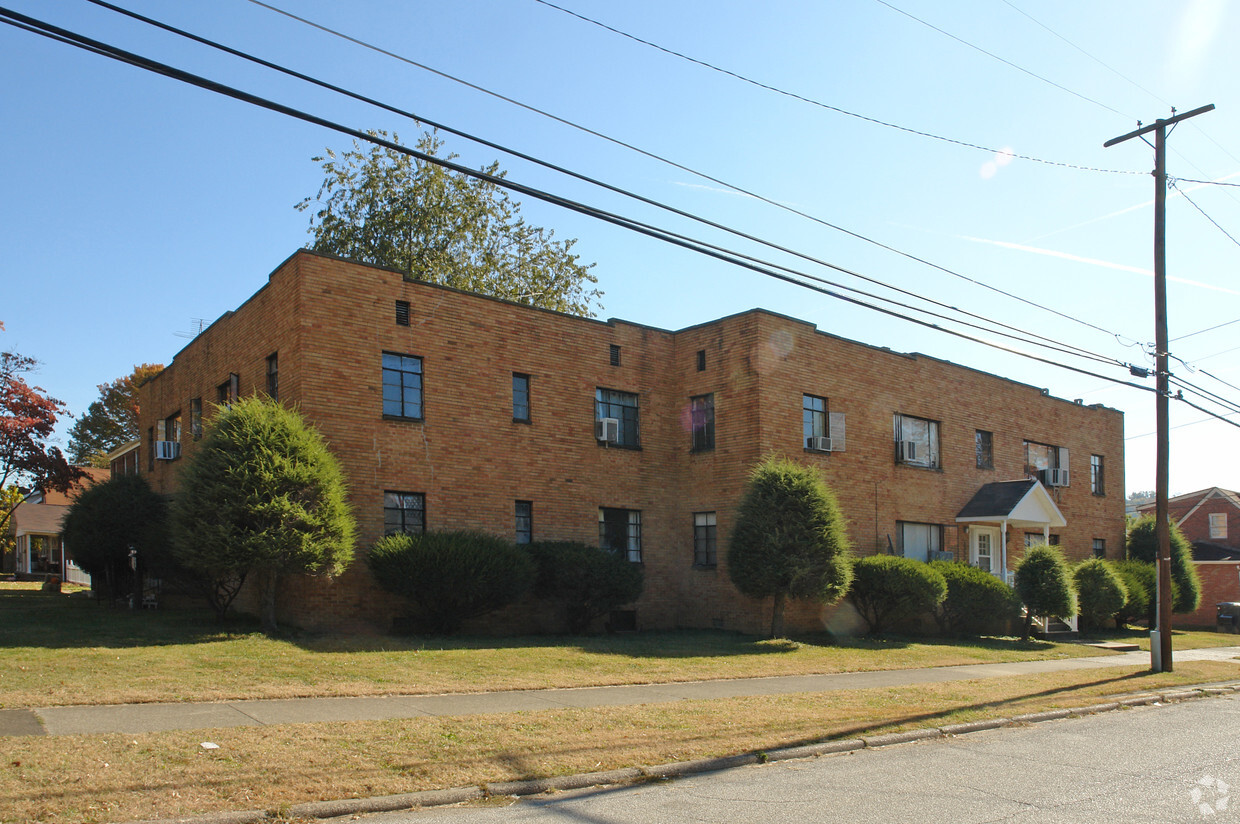 Primary Photo - 707 6th St