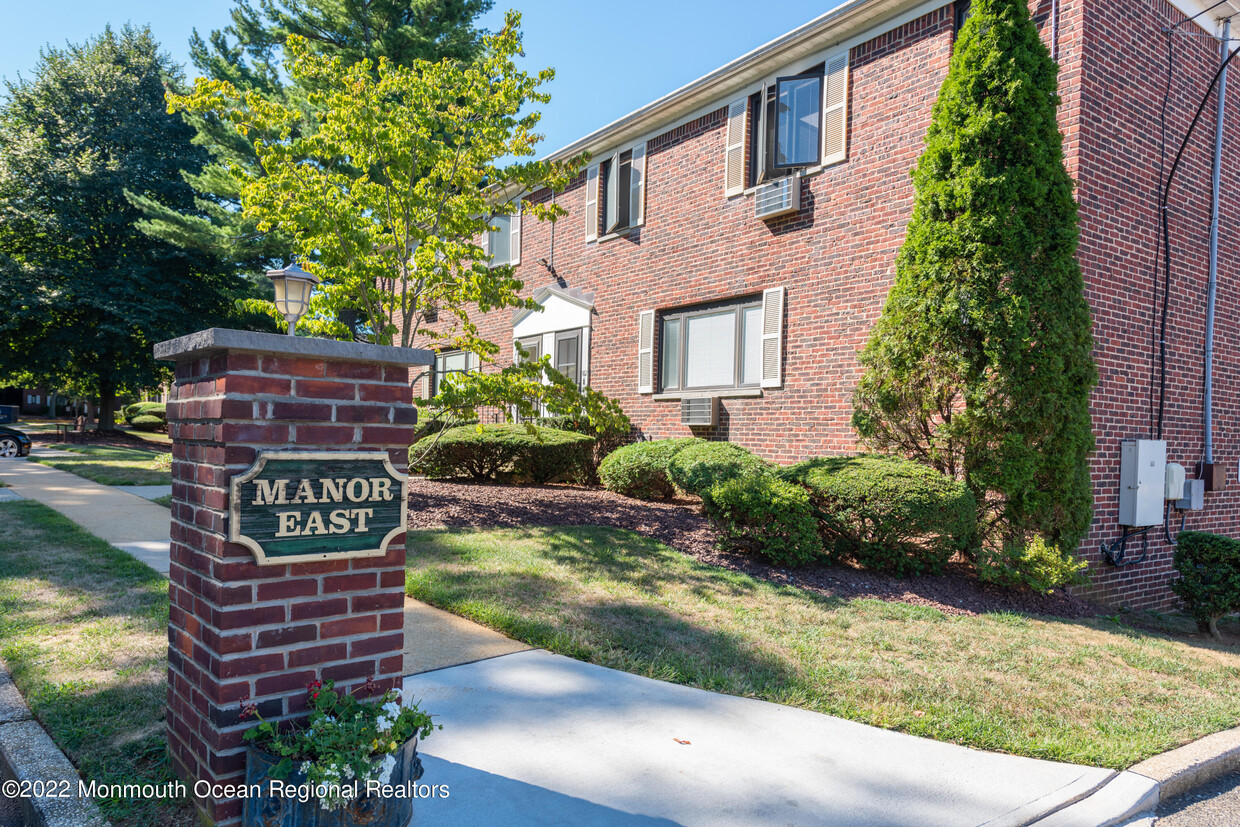 Foto principal - 189 Manor E